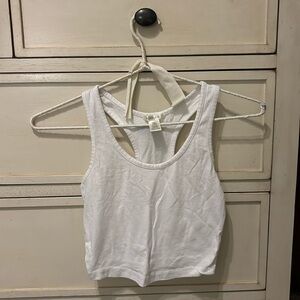 Tilly’s Bozzolo white racer back cropped tank top
